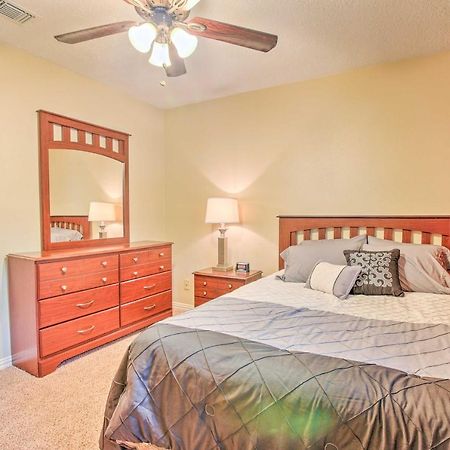 Spacious Kemah Clear Lake Home With Porch And Fire Pit Bagian luar foto